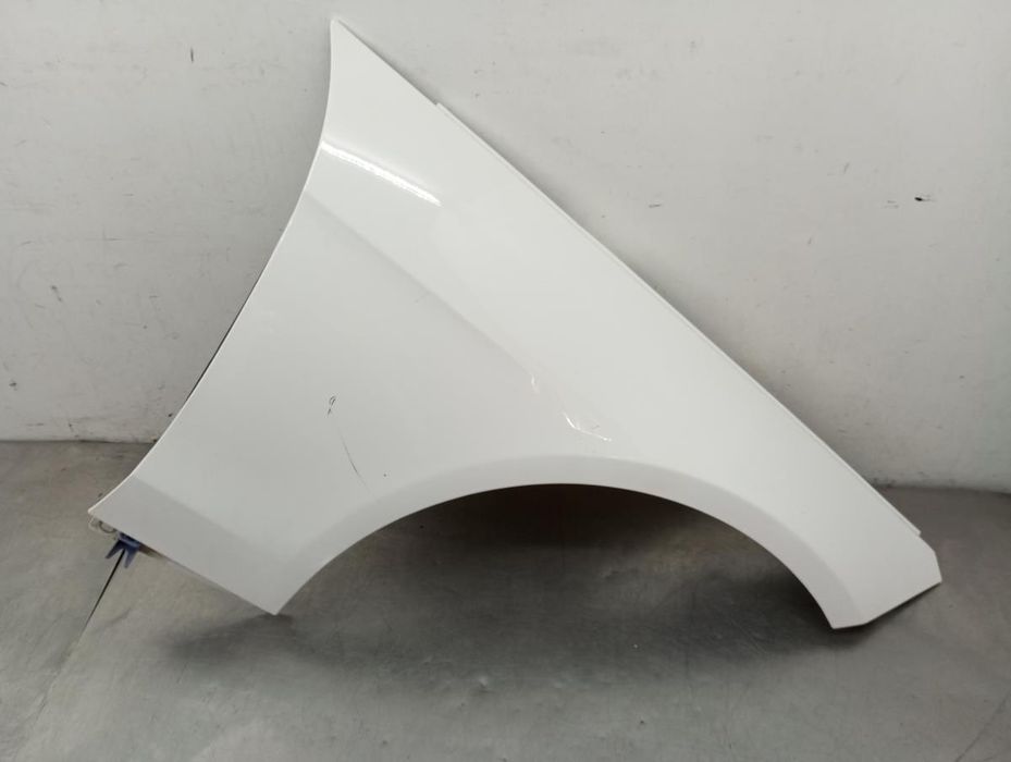 Guarda-lamas direito MERCEDES-BENZ Classe E (W212)