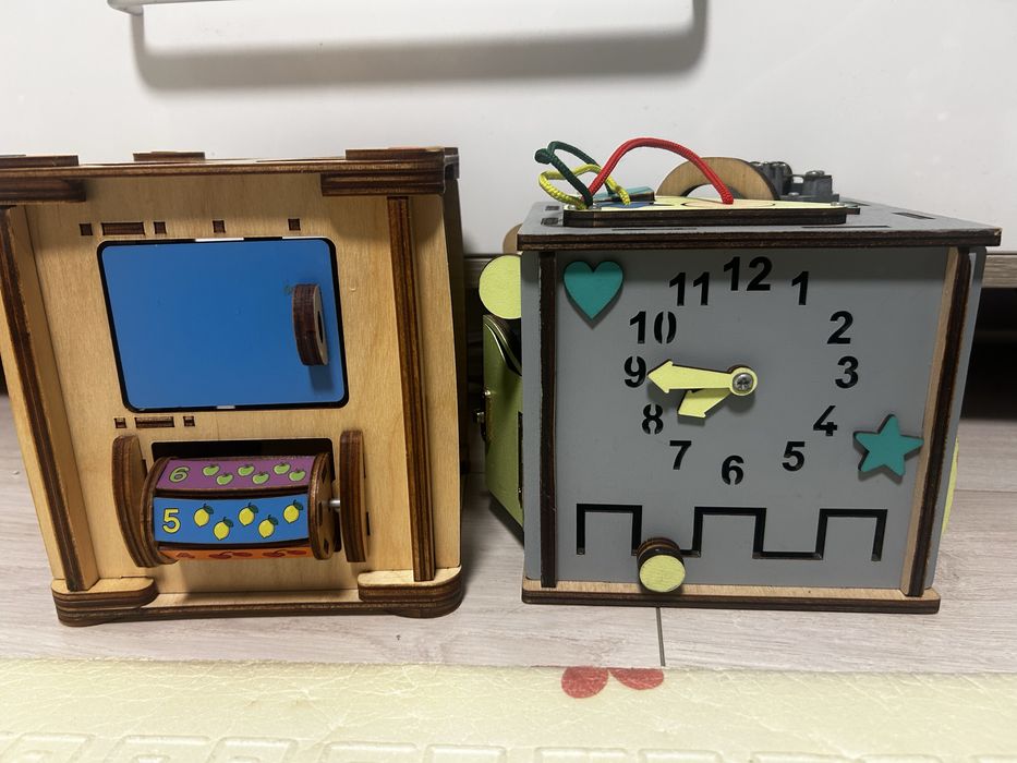 Бізікуб для малюків