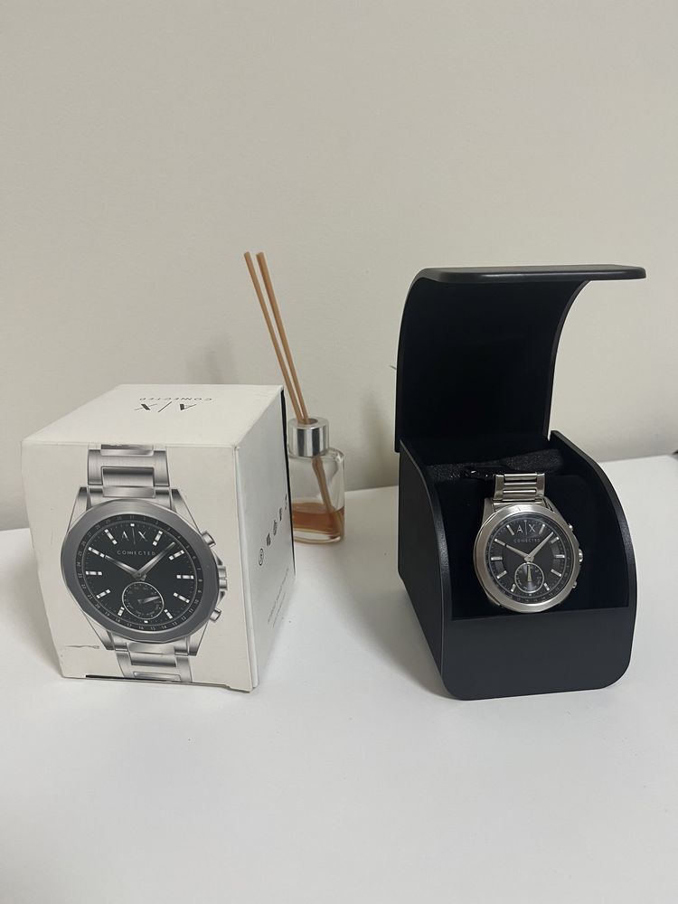 Relógio Armani Exchange Hybrid SmartWatch