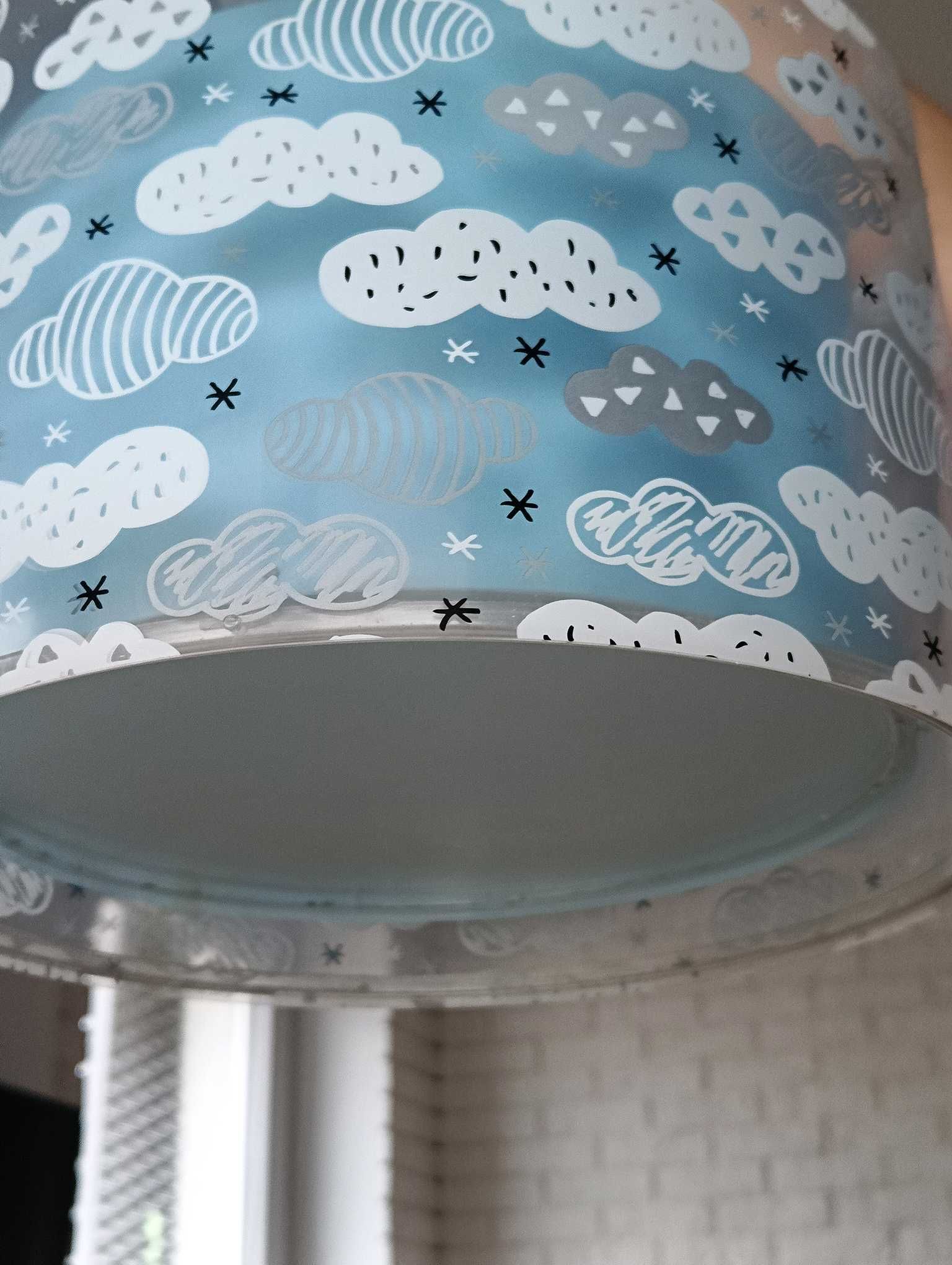 Lampa wisząca do pokoju dzięcięcego, bdb stan, chmurki