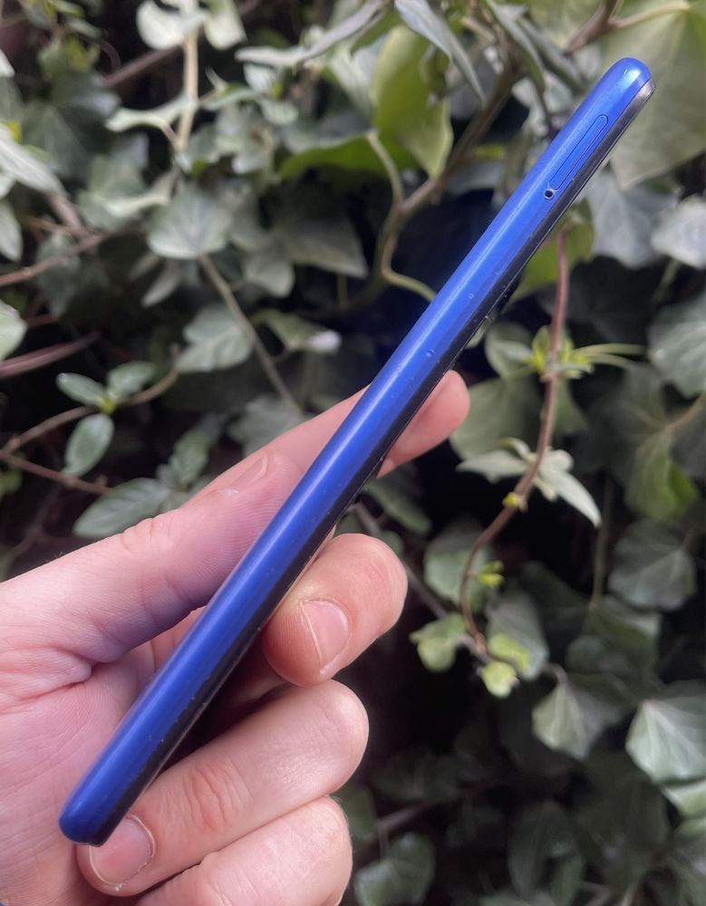 Мобильный телефон Xiaomi Redmi 9T 4+2/128gb б/у