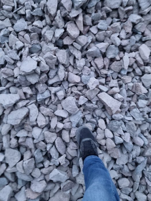 Gruz, Kruszywo, żwir, tłuczeń, ziemia, podsyp na droge