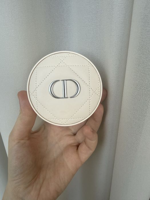 Пудра Dior Forever Cushion Powder Light