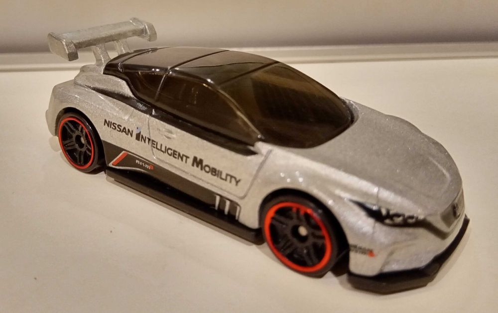 Hot Wheels e outros - 15 carros