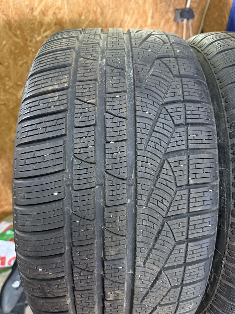 Zimowe opony Pirelli 255/40r18 Jak nowe 8.5mm 2023r