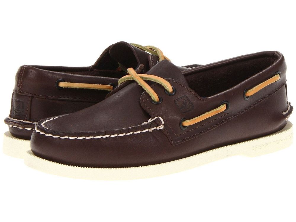 Топсайдери мокасини туфли чоботи черевики Sperry