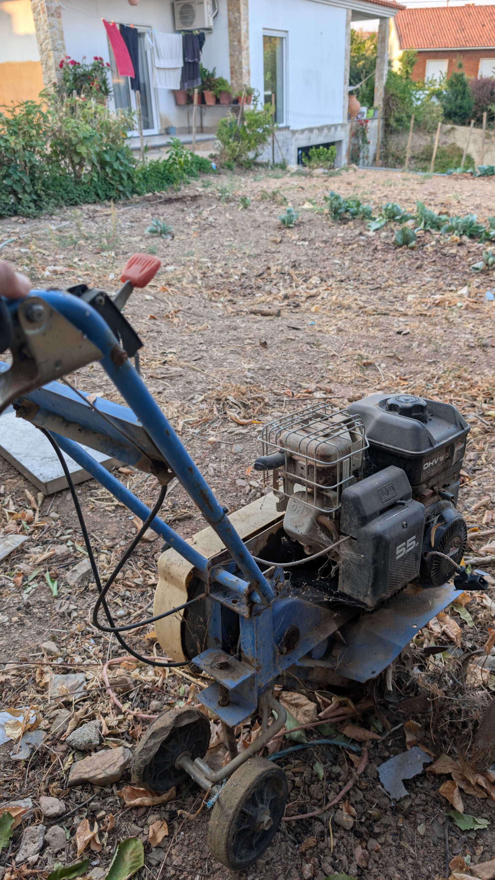 Moto-enxada 5004 Tiller