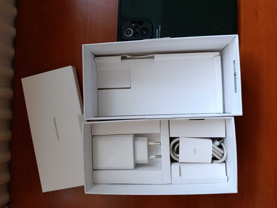 Телефон Ксіомі Redmi Note 10 Pro