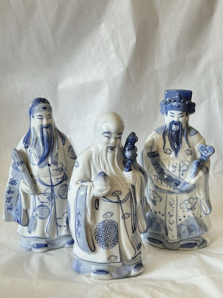 Conjunto de Estatuetas Chinesas