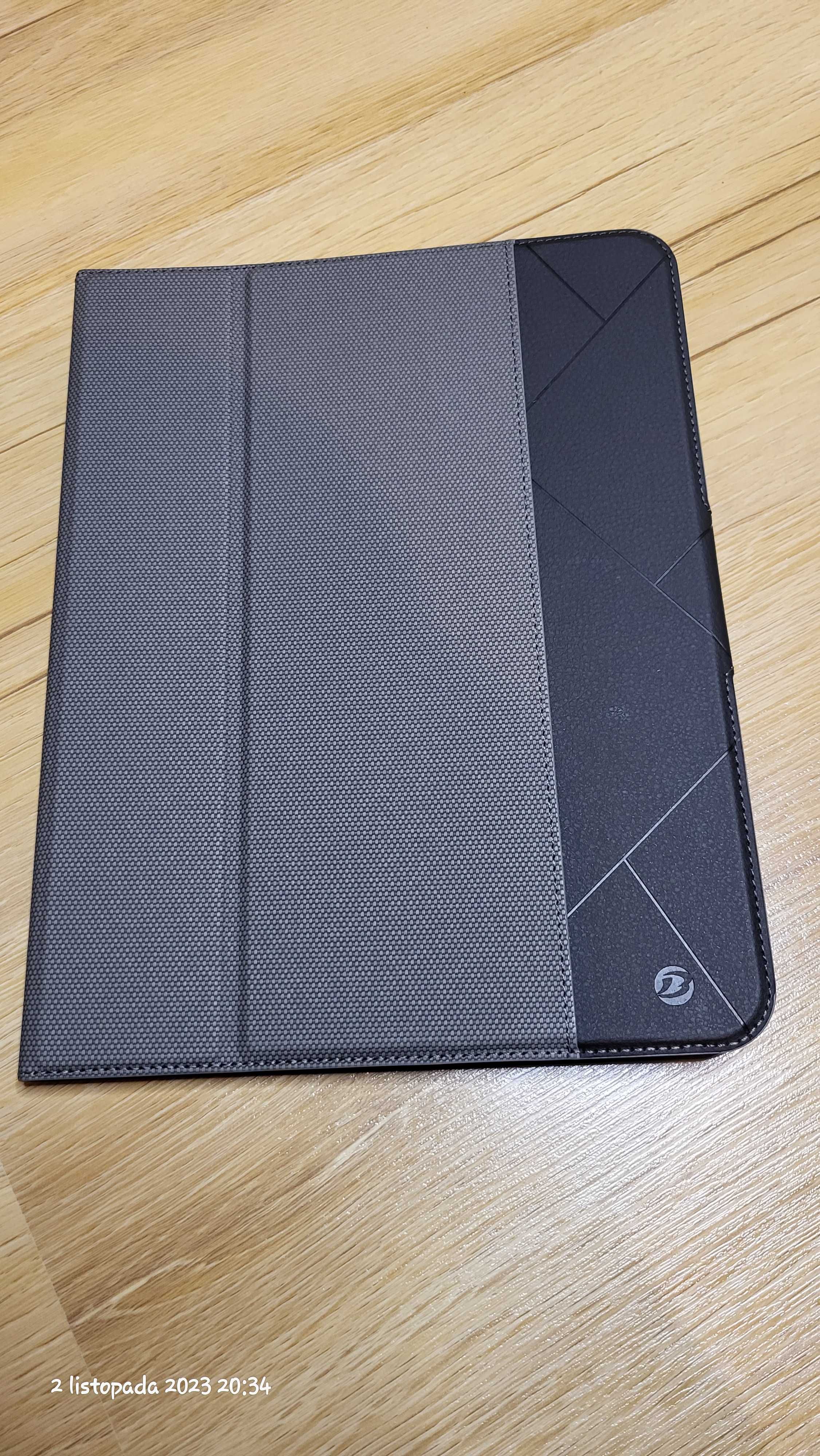 BloxFlag Etui do iPada 10. generacji 2022 ze skóry PU (czarny)