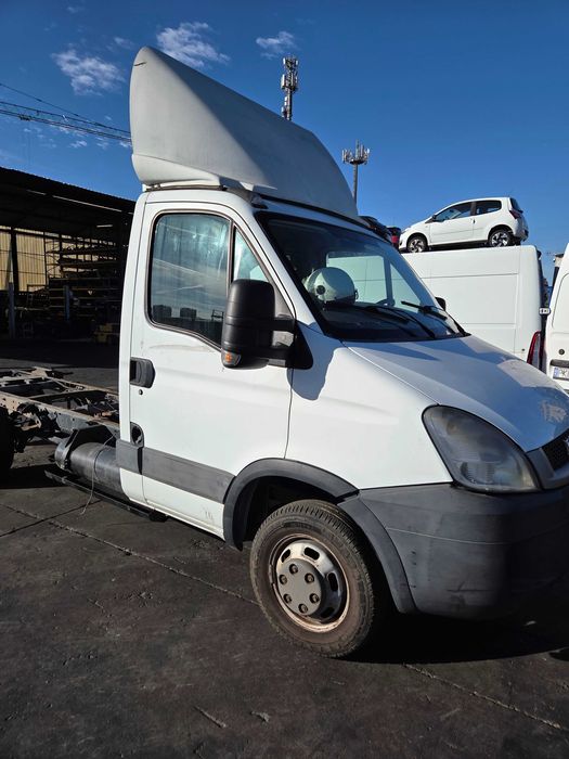 IVECO DAILY III LIFT 05-14r Kompletna kabina