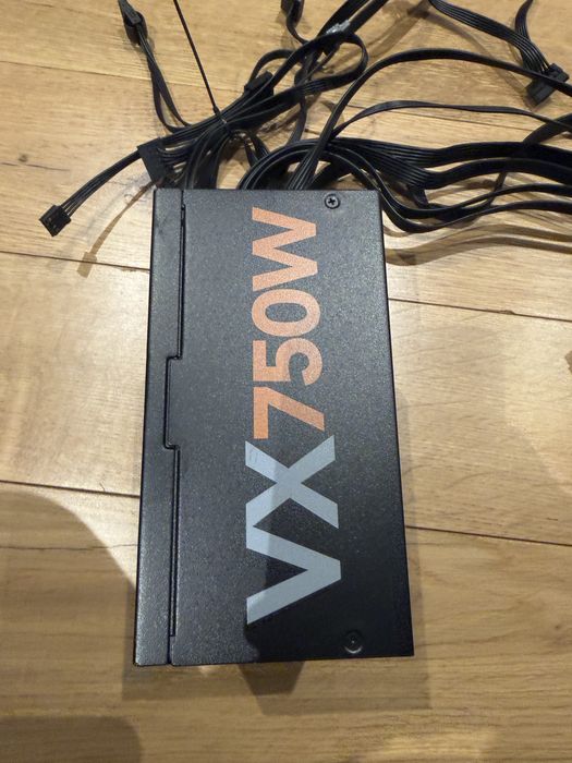 Fonte de alimentacao Nox VX 750W