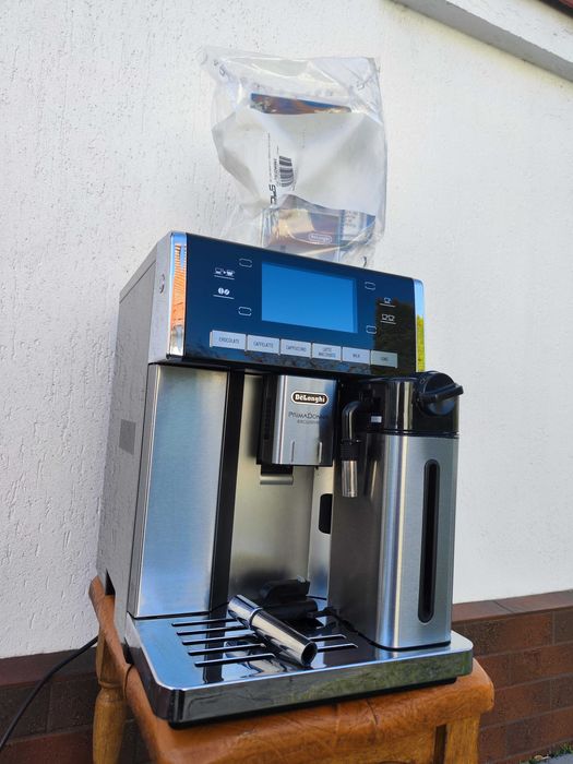 Кавомашина кофемашина Delonghi Primadonna Exсlusive ESAM 6900