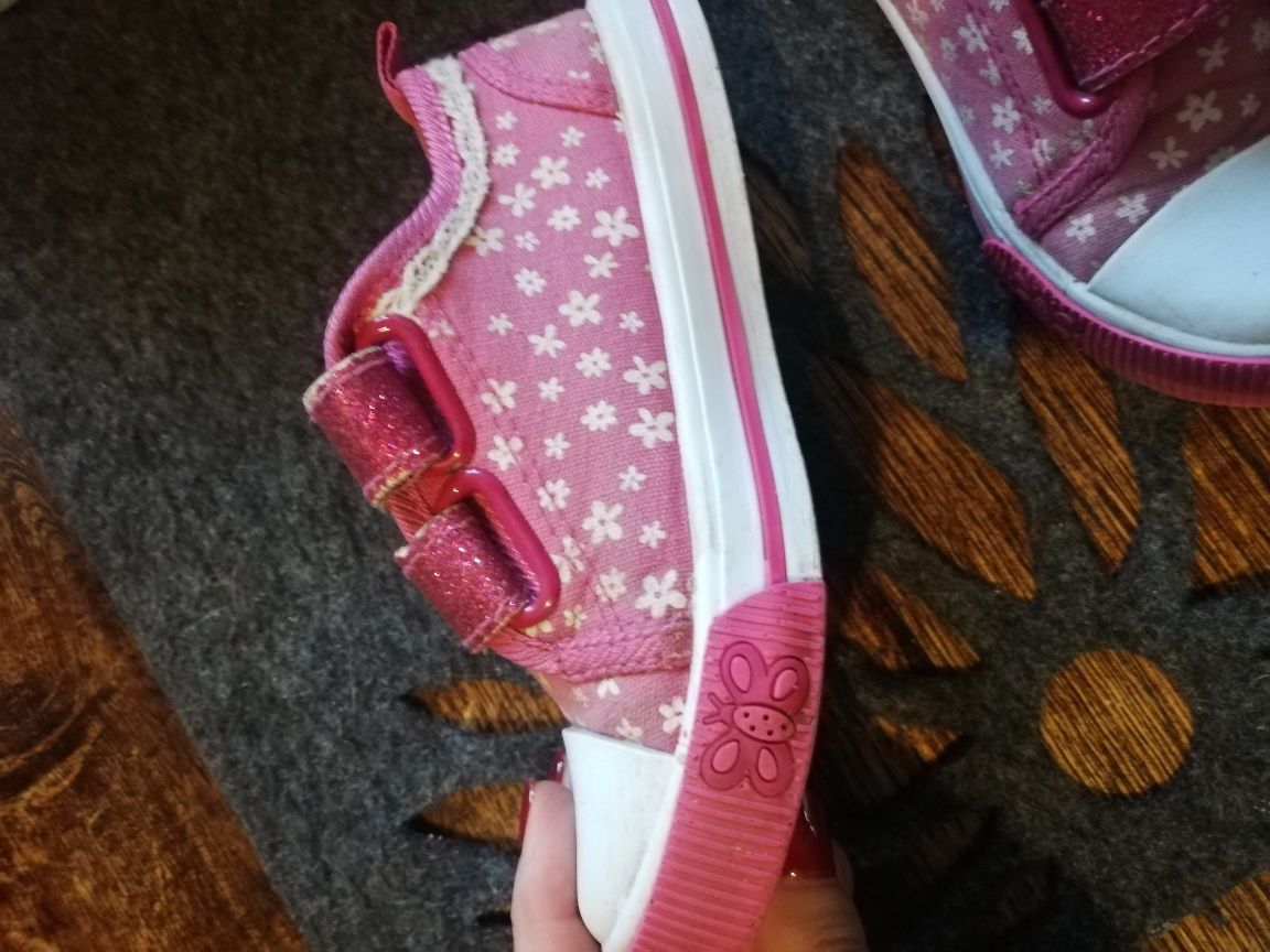 Buty dziewczęce r. 27
