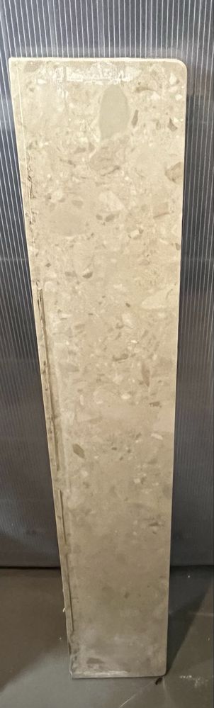 Parapet z konglomeratu 119 x 20 (grubość 3 cm)
