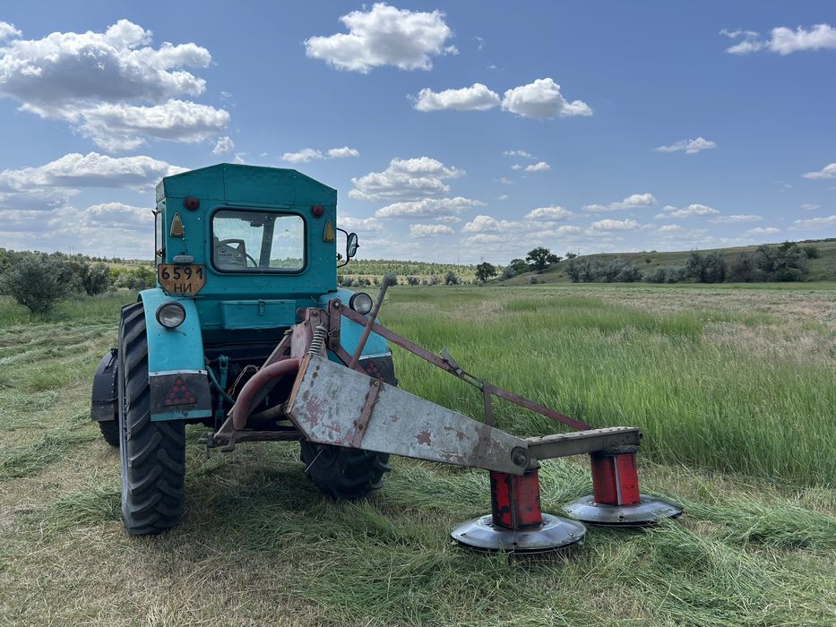 Дуже терміново Продаю Т-40 АМ добрий стан.