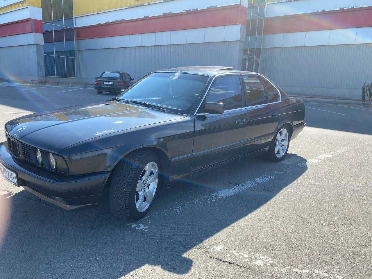 Продам автомобіль BMW 5 Series E34 1991