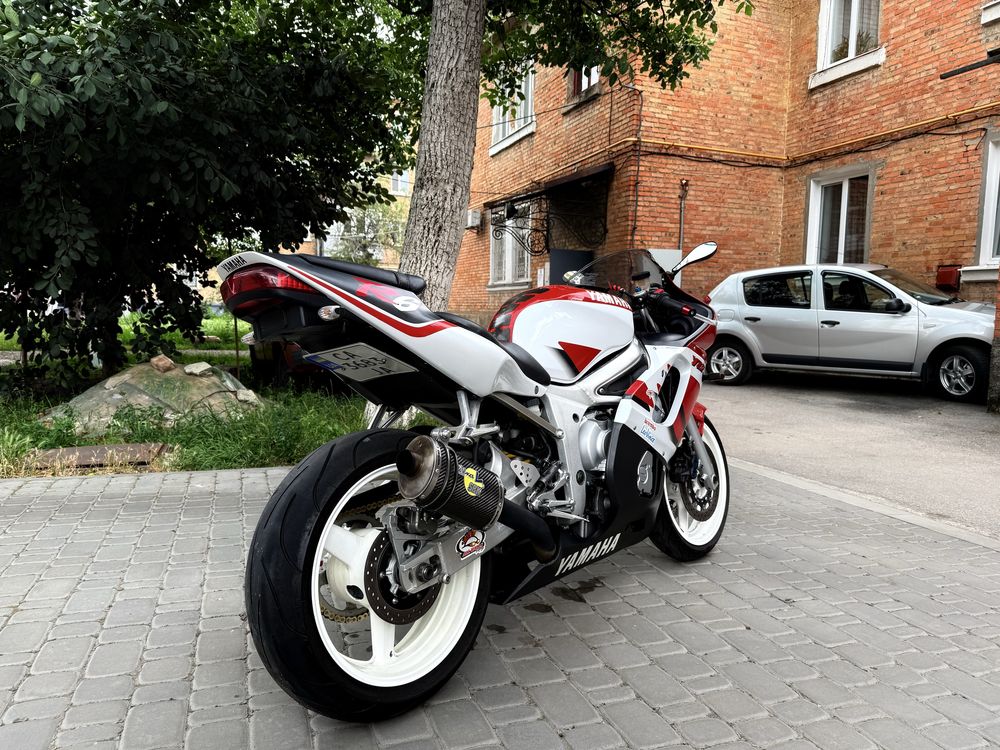 Yamaha R6 2000,весь в оригіналі