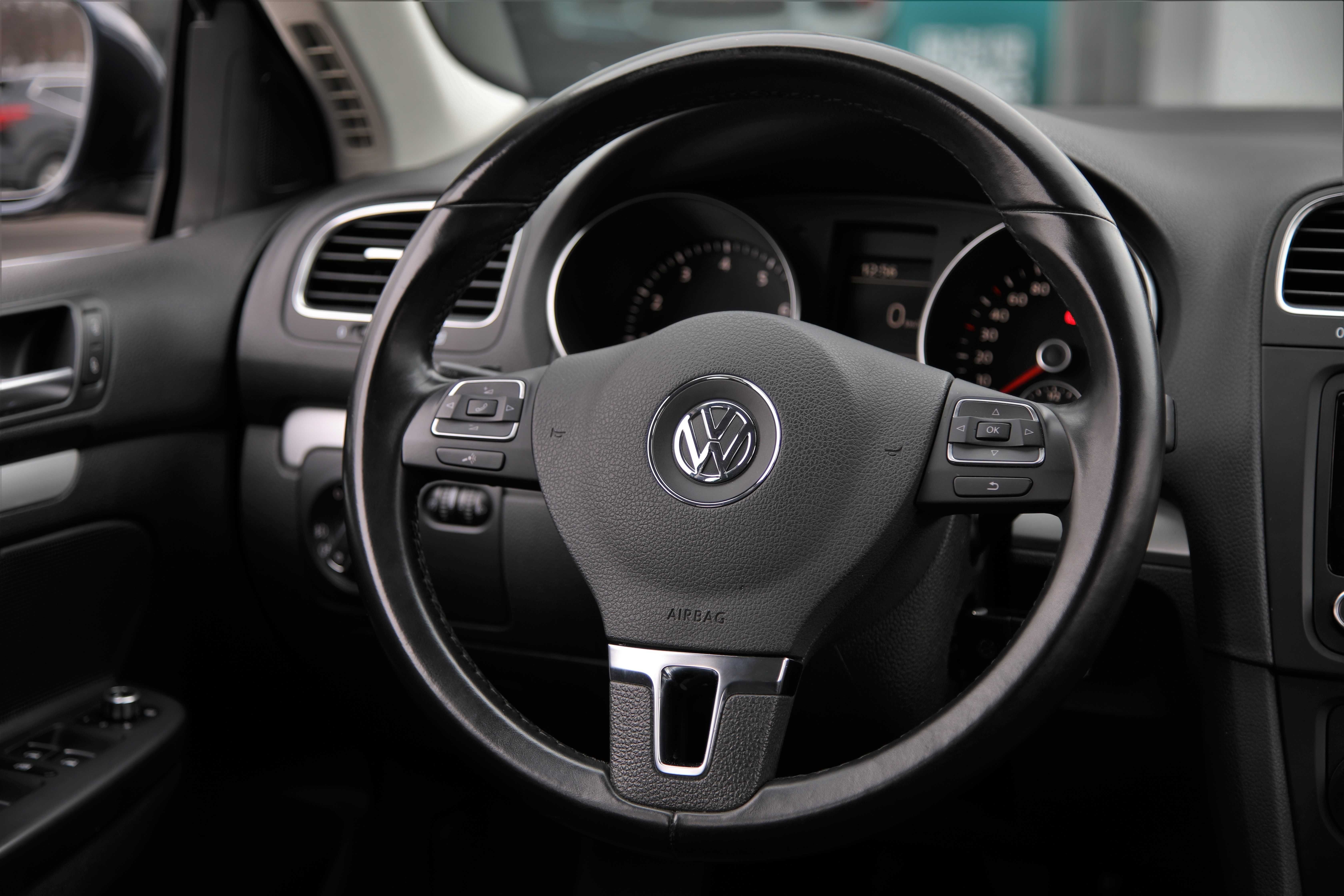 Volkswagen Golf 2010 року