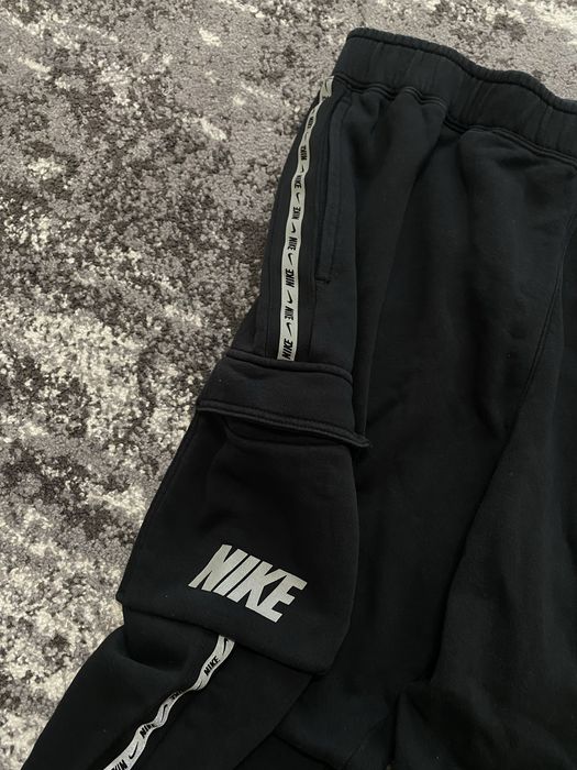 Штани Nike на лампасах Л-Хл розмір чорного кольору