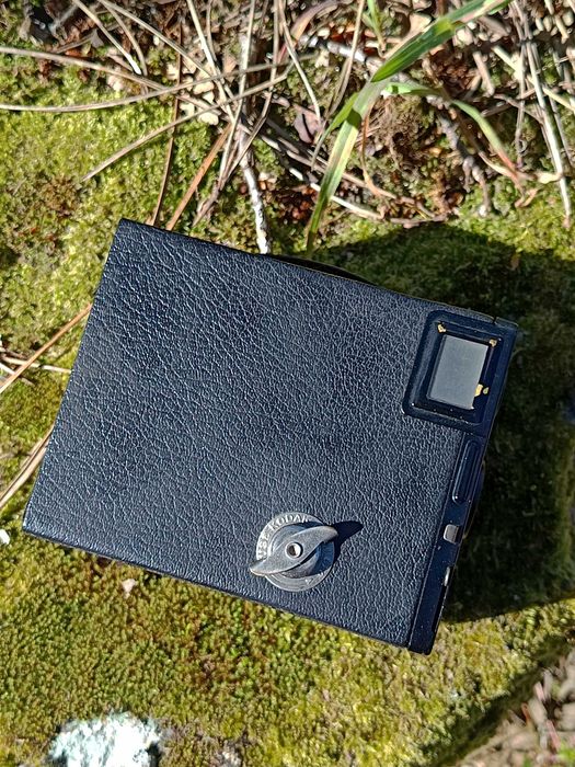 Câmara fotográfica Kodak Six-20 Target Hawkeye (Câmara box/caixote)