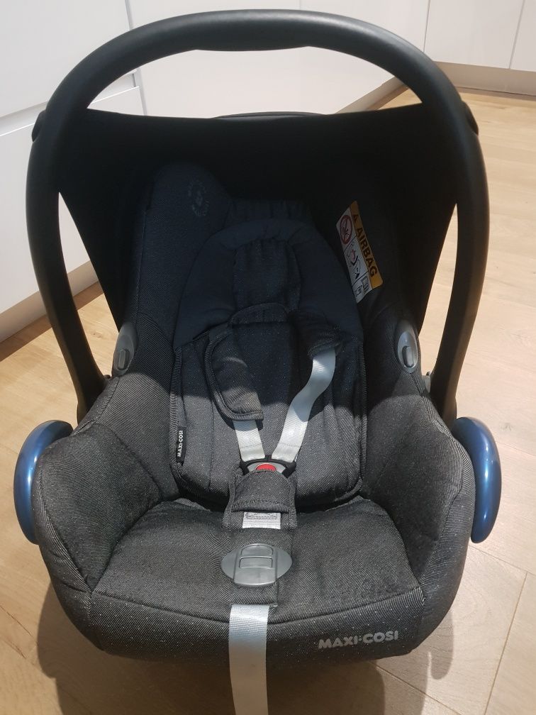 Okazja Fotelik Maxi Cosi Cabrio Fix 0 -13kg z adapterami do wózka