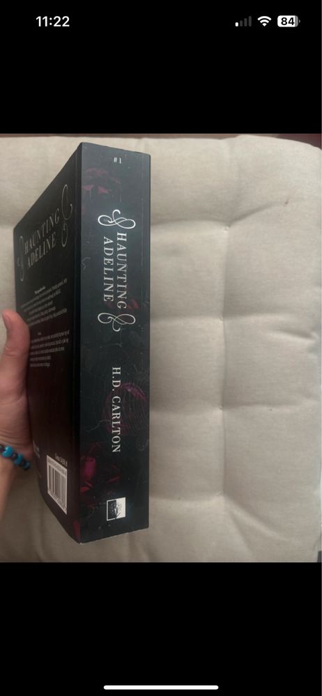Haunting adeline - H. D. Carlton