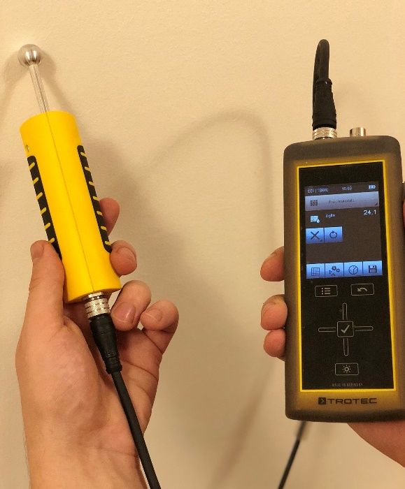 Osuszanie posadzek tynków Osuszacz powietrza Osuszanie ścian Pomiar