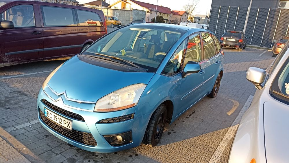 Citroen C4 Продам хороший автомобіль