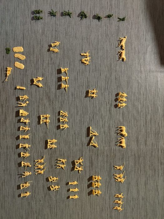 Brinquedos Militares - 60 miniaturas