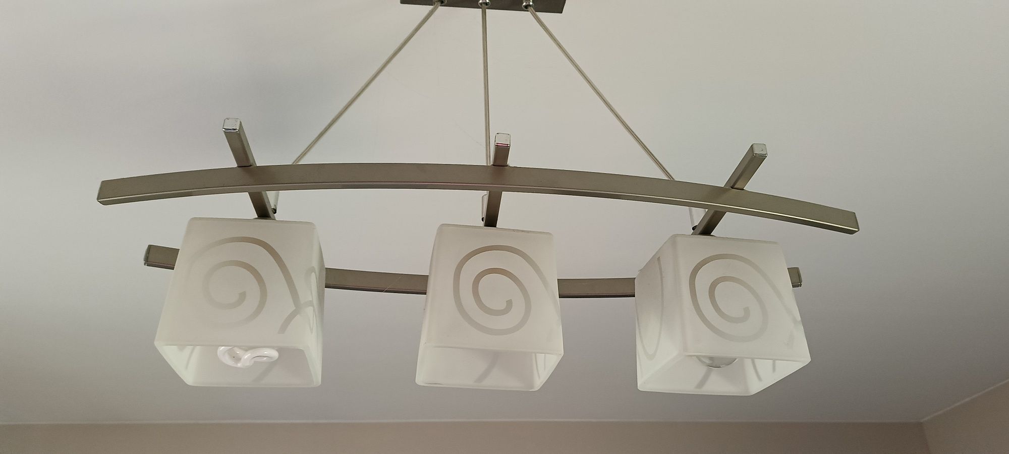 Lampa sufitowa (żyrandol)