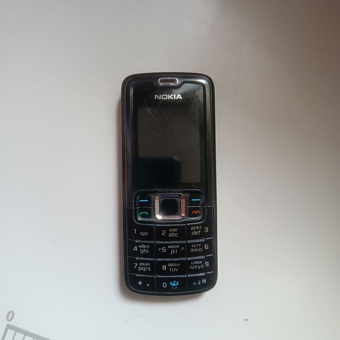 Nokia 3110 в хорошем состоянии с зарядкой
