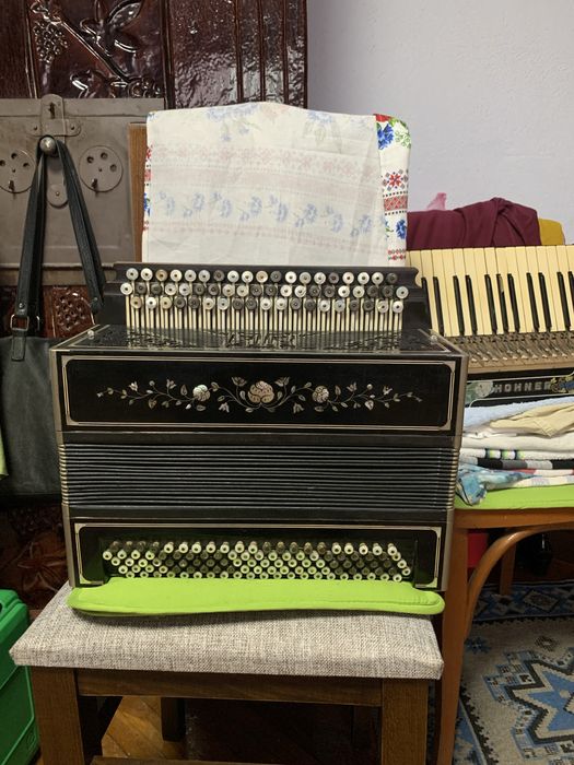 Продам інструмент.