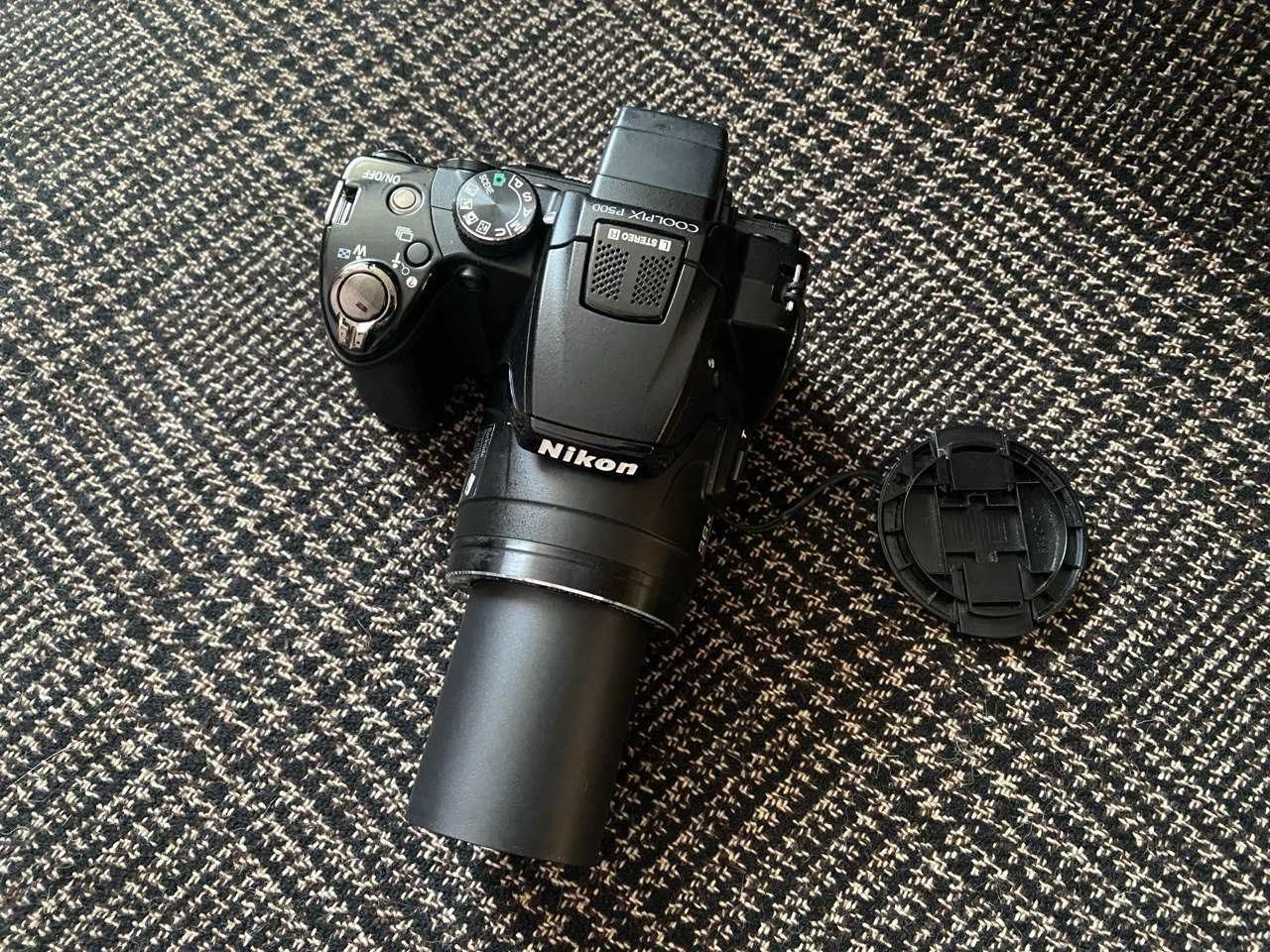 Цифровой фотоаппарат Nikon Coolpix P500