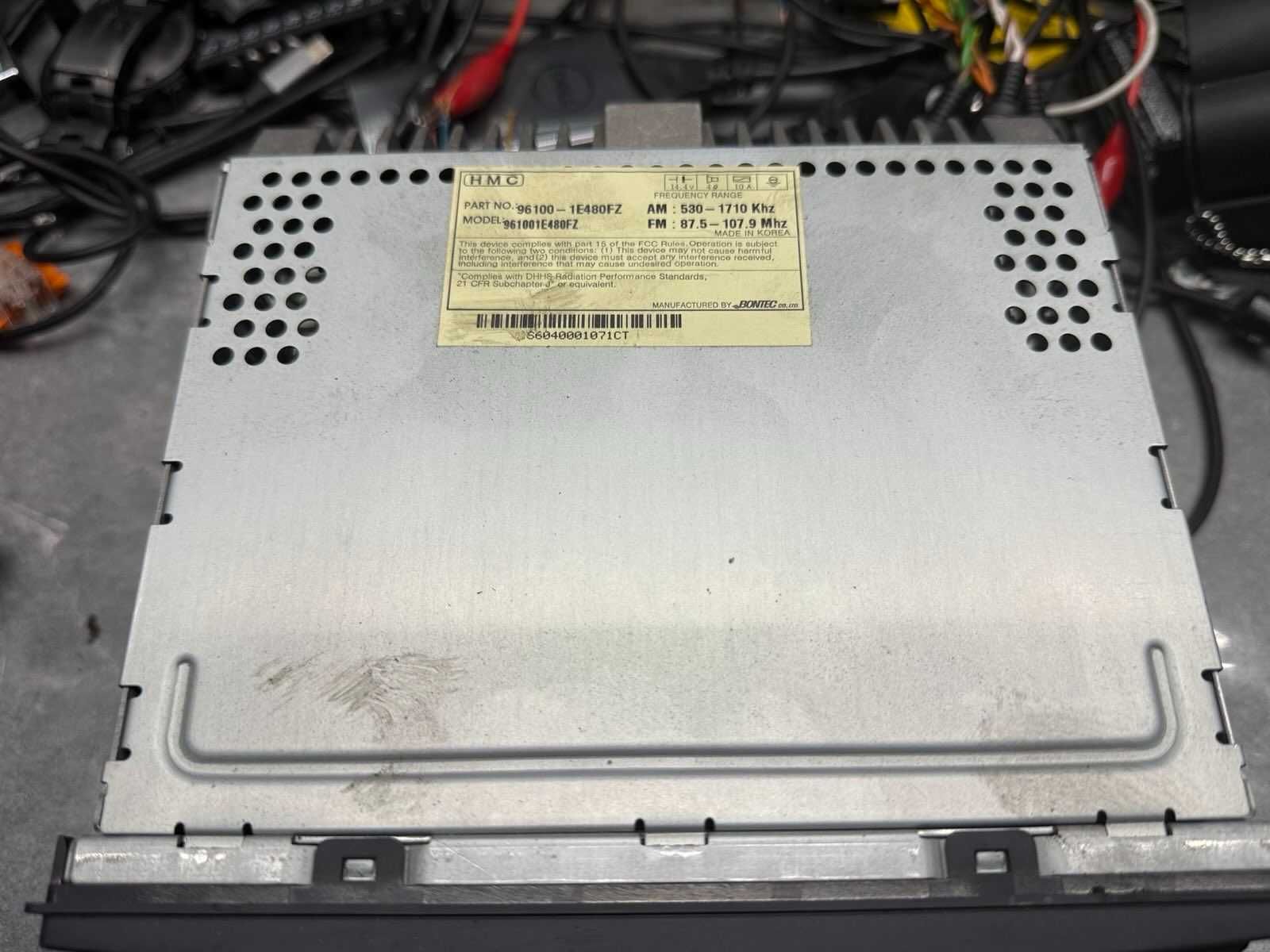 Fabryczne Radio Hyundai Accent 2006/2011 //96100-1e480fz