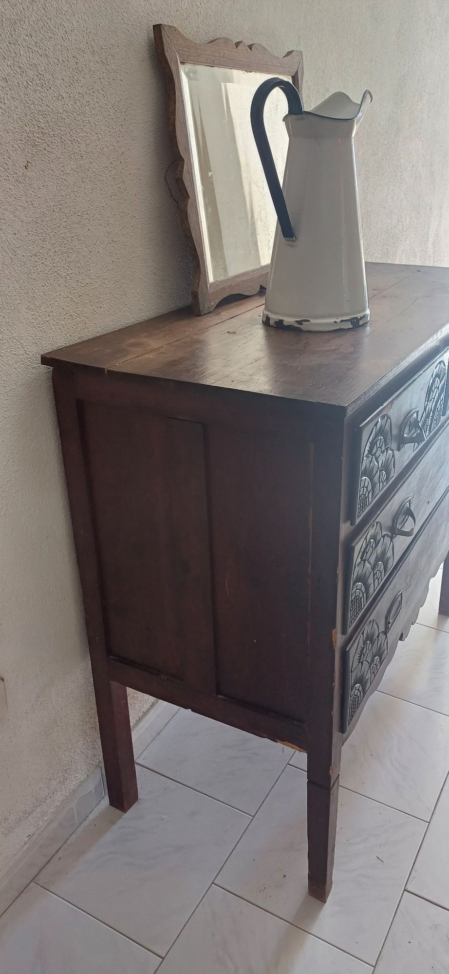 Cómoda antiga para restaurar