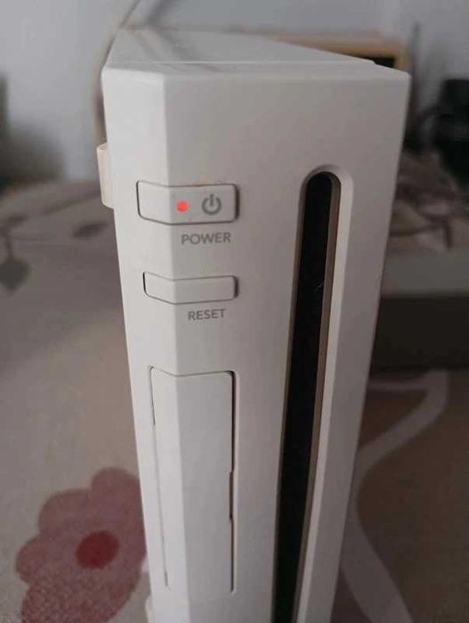 Wii branca com alimentador uk