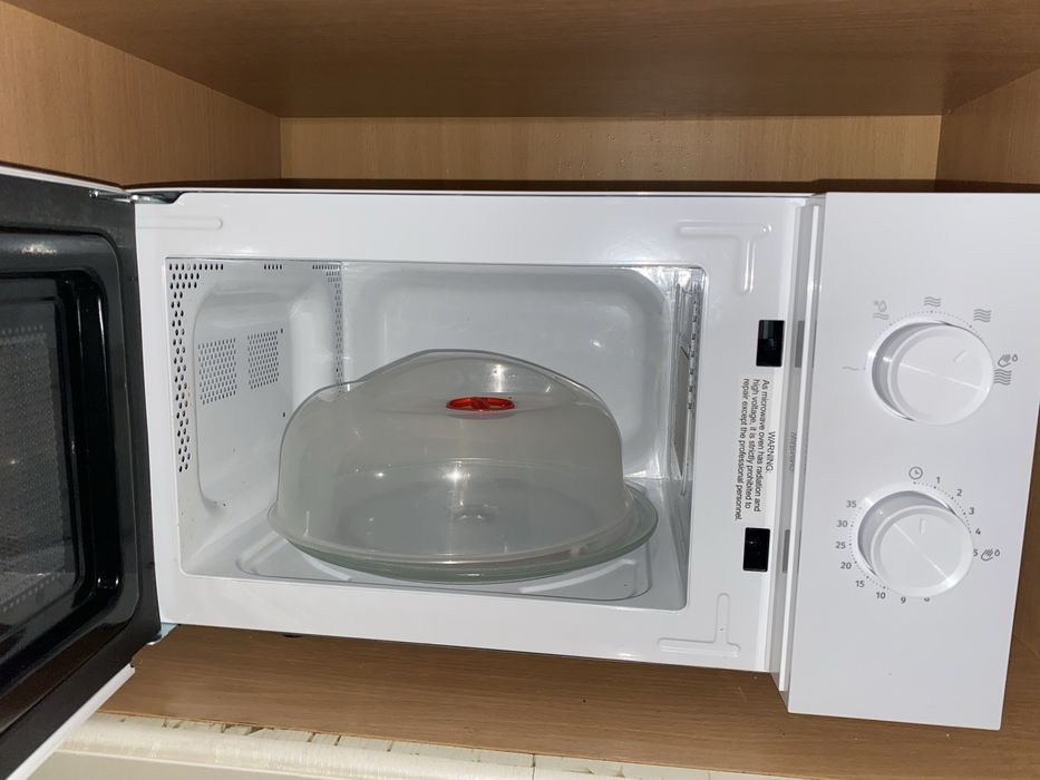 Мікрохвильовка Gorenje MO17E1WH