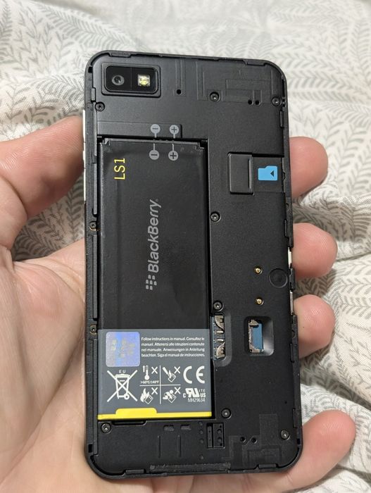 Смартфон BlackBerry Z10