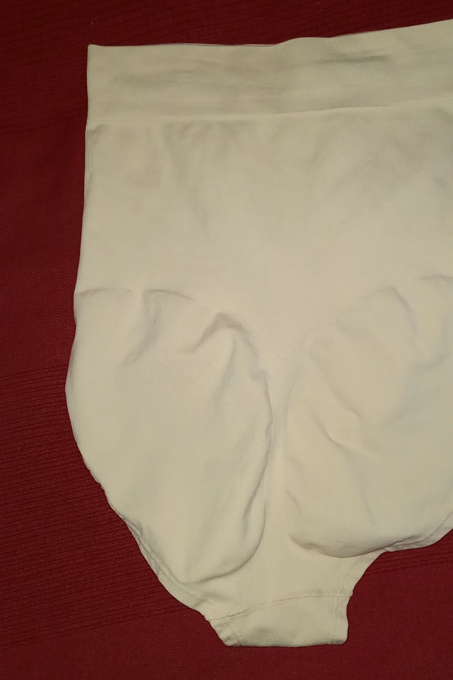 Profilowane majtki ciążowe M/L ecru