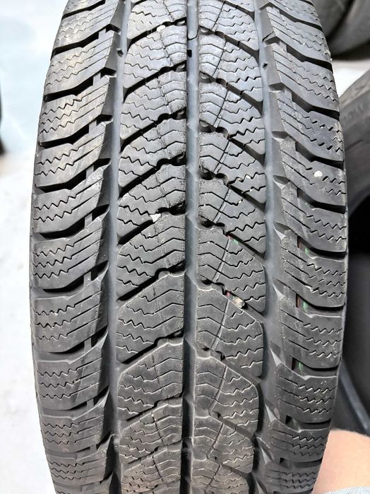 215/65R16C UNIROYAL SnowMax 3