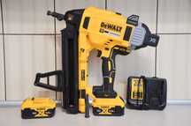 Пистолет гвоздезабивной аккумуляторный бесщёточный DeWALT DCN890P2