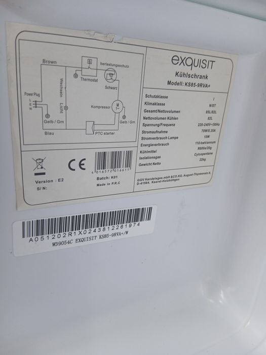 Mała lodówka chłodziarka firmy exquisit-energooszczędna A+.