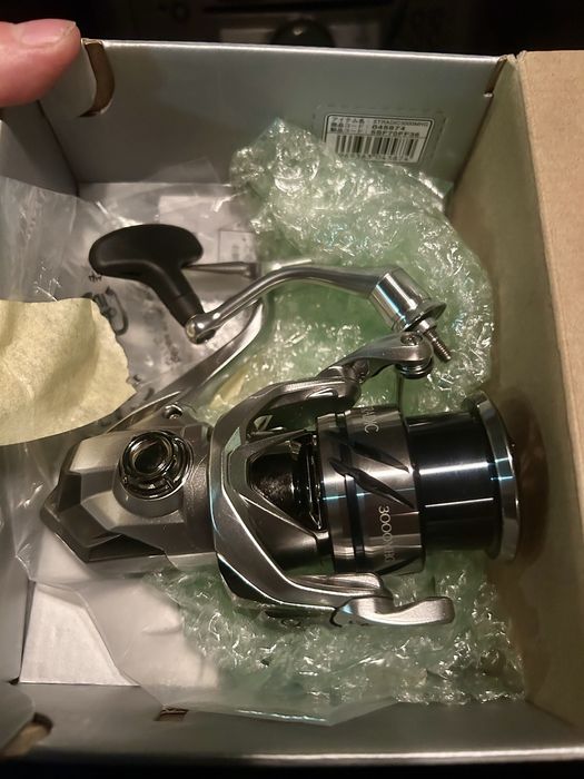 Sprzedam kołowrotek Shimano Stradic 3000 MHG – stan idealny!
