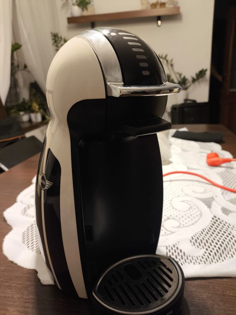 Ekspres do kawy Dolce Gusto genio 2 edycja limitowana mini