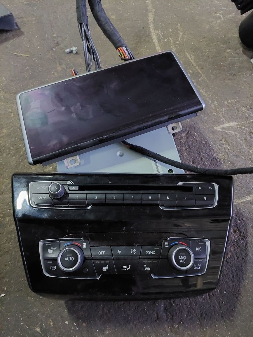 Rádio bmw x1 2016