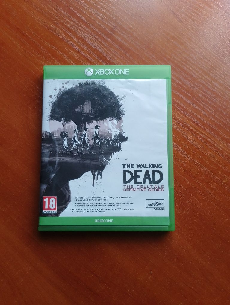 The Walking Dead The telltalle Definitive Series  Xbox