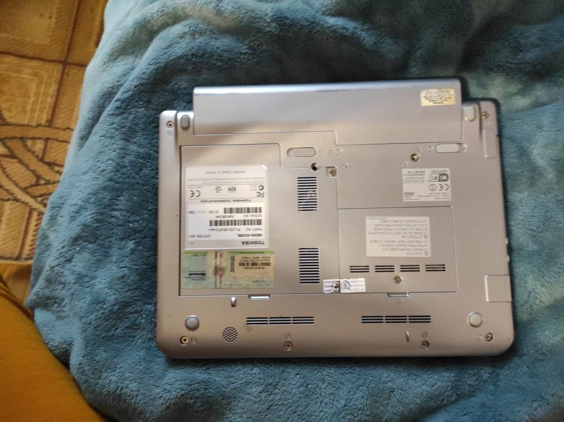 Toshiba nb205-n325bl