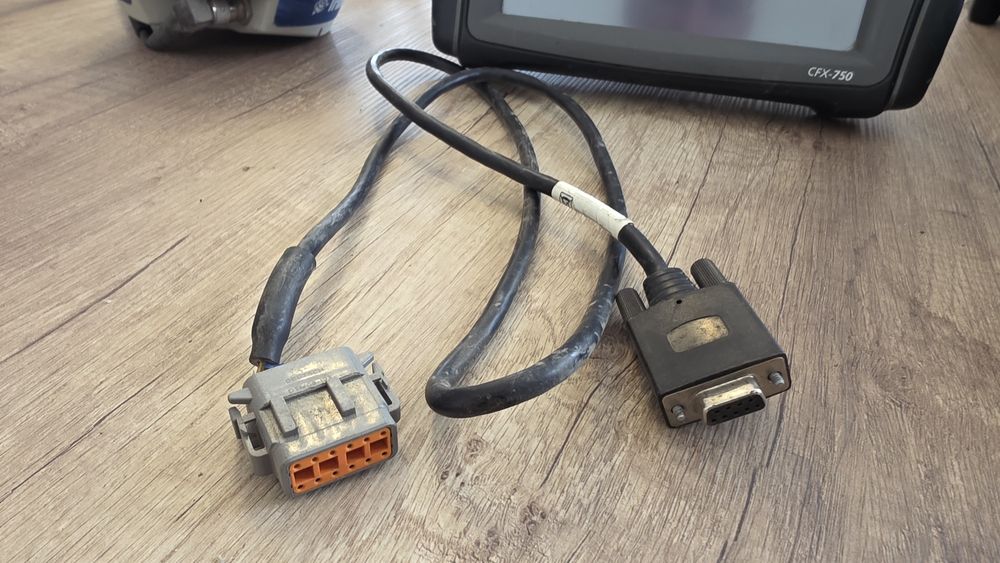 Sprzedam nawigacje Trimple cfx 750