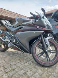 Motocykl sportowy yamaha yzfr 125